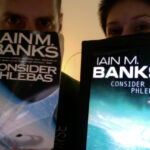 Player of Games book cover, recommended as the first book in the Iain M. Banks Culture series reading order, highlighting its accessibility and introduction to key Culture concepts.